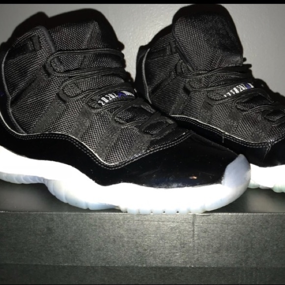 Jordan Other - jordan 11 spacejams